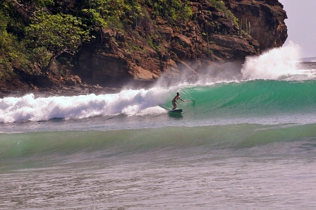 Stand Up Surfing